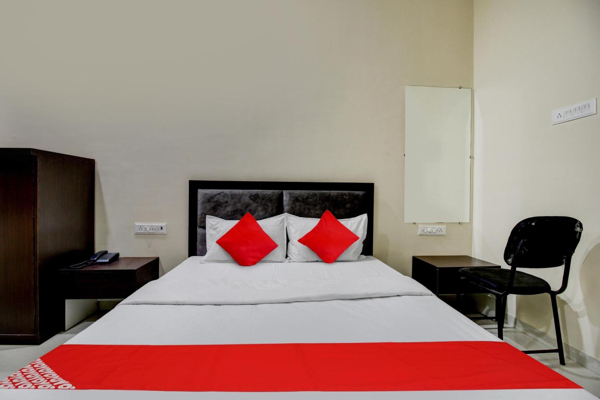 Super Hotel O The Shloka Bhopal Exterior photo
